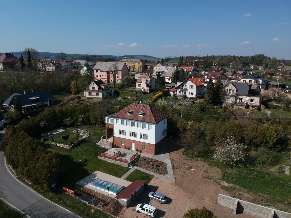 Vila Hořičky Esterno foto